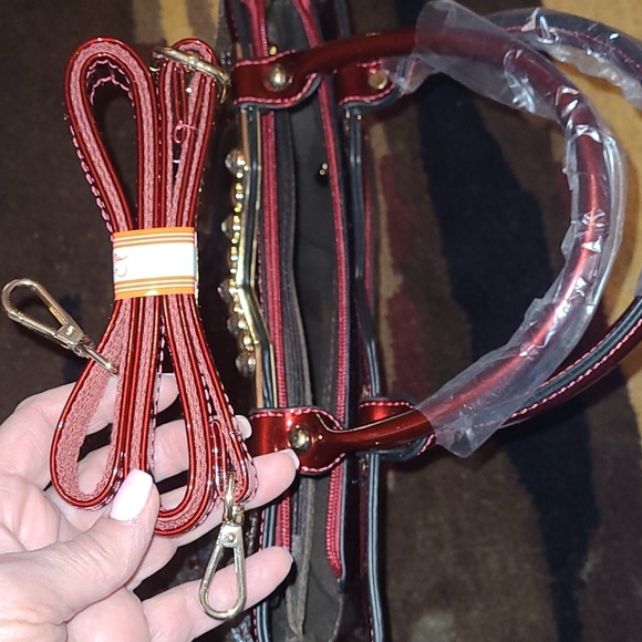 Blingy Handbag - Picture 6 of 7